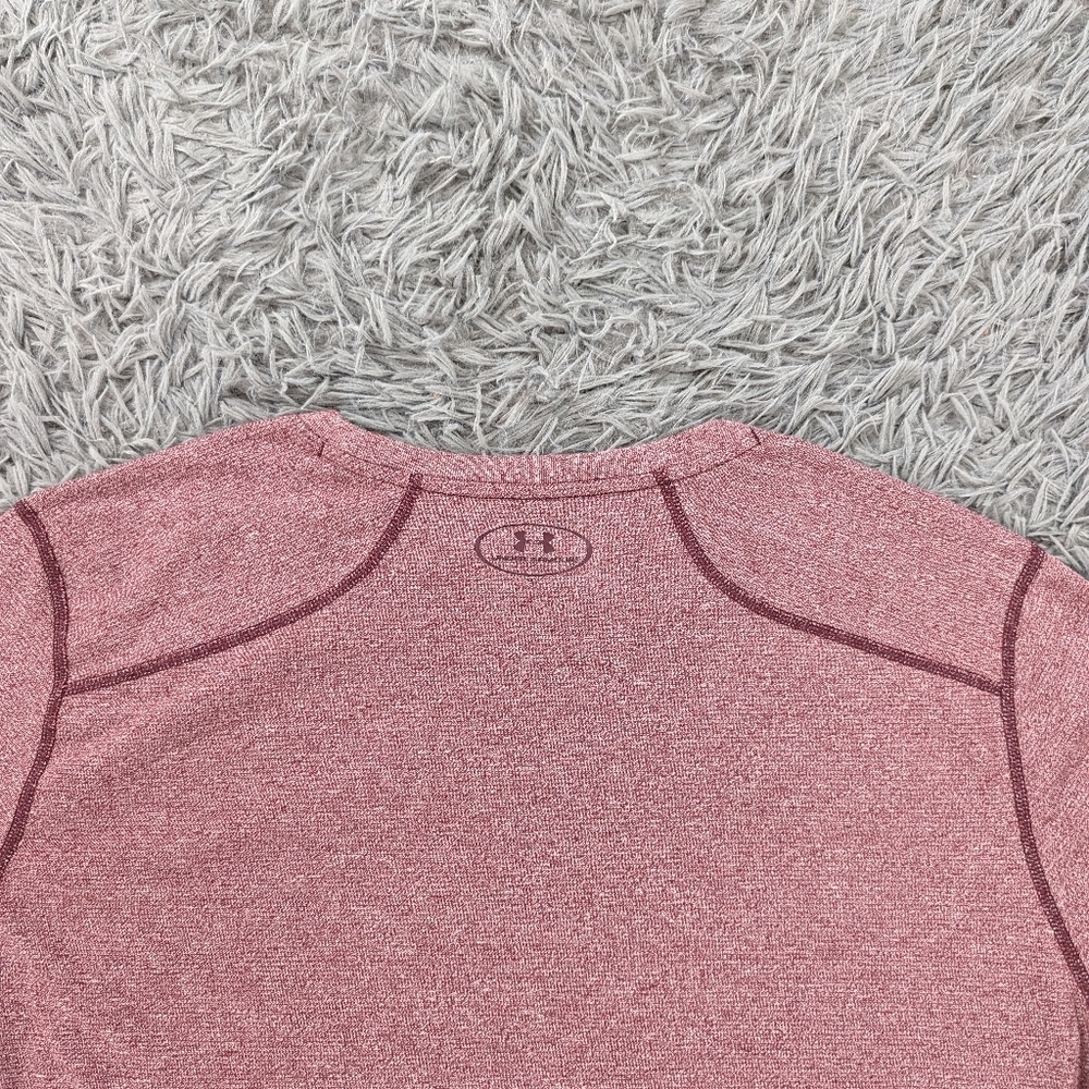 Under Armour Men's Long Sleeve Heathered Pink Performance Shirt - Picture 4 of 6